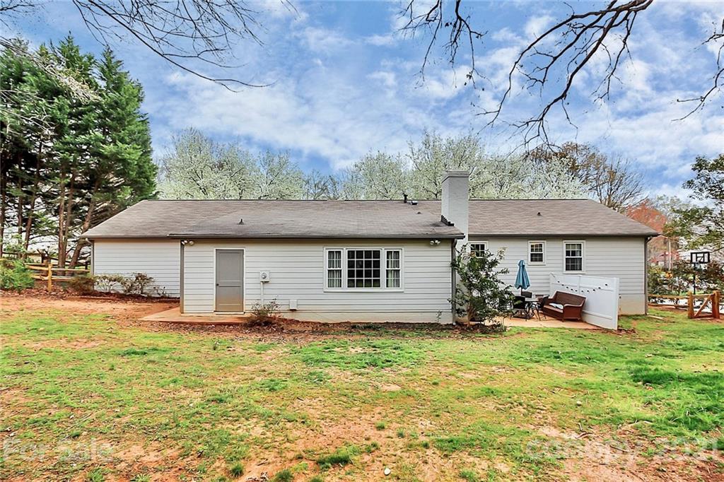 8325 Prince George Road Charlotte, NC 28210 - Photo 41 of 47 Gallery Image 41