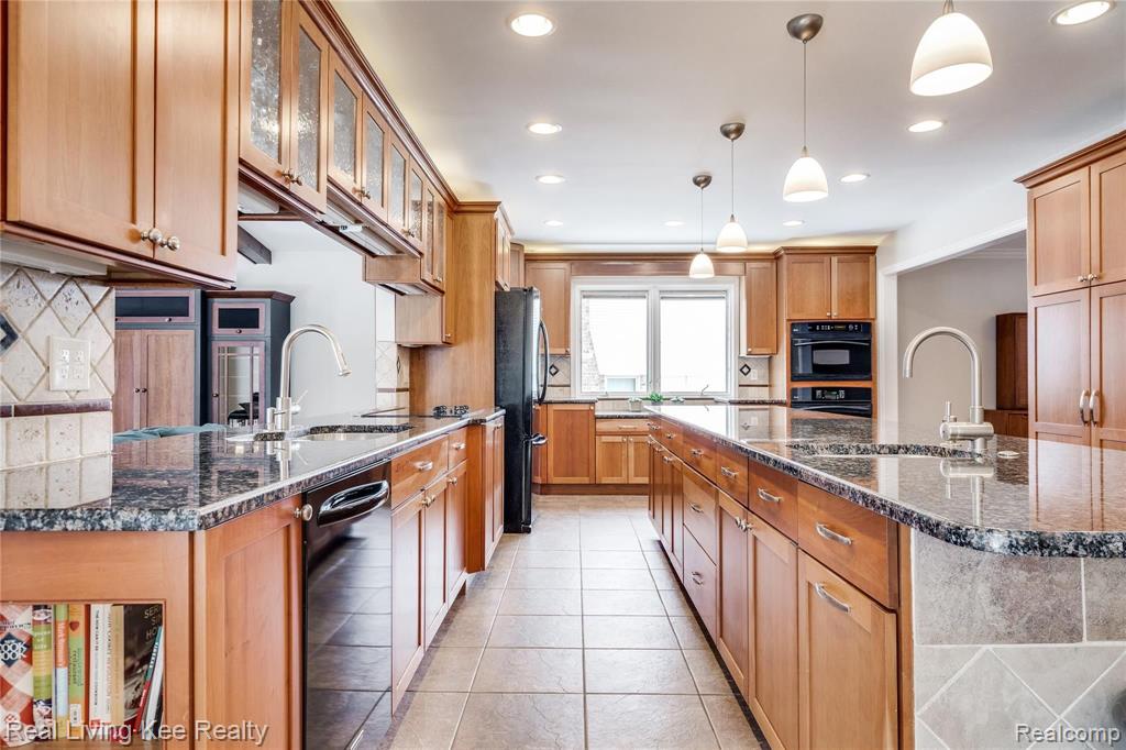3473 Summit Ridge Drive Rochester Hills, MI 48306 - Photo 14 of 56