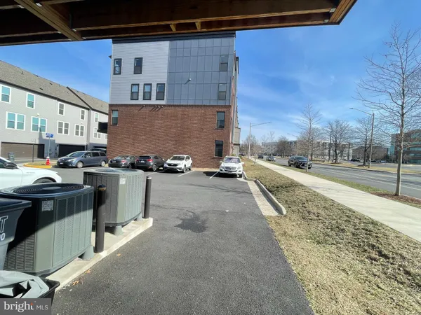 $589,990 | 13502 Sayward Boulevard, Unit 91, Herndon, VA 20171