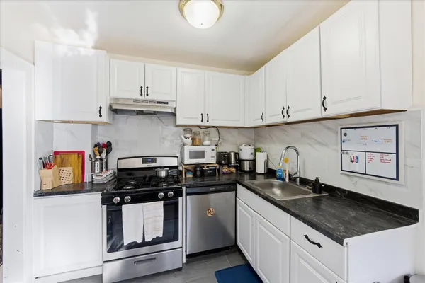 $499,000 | 4333 North Fremont Avenue, Minneapolis, MN 55412