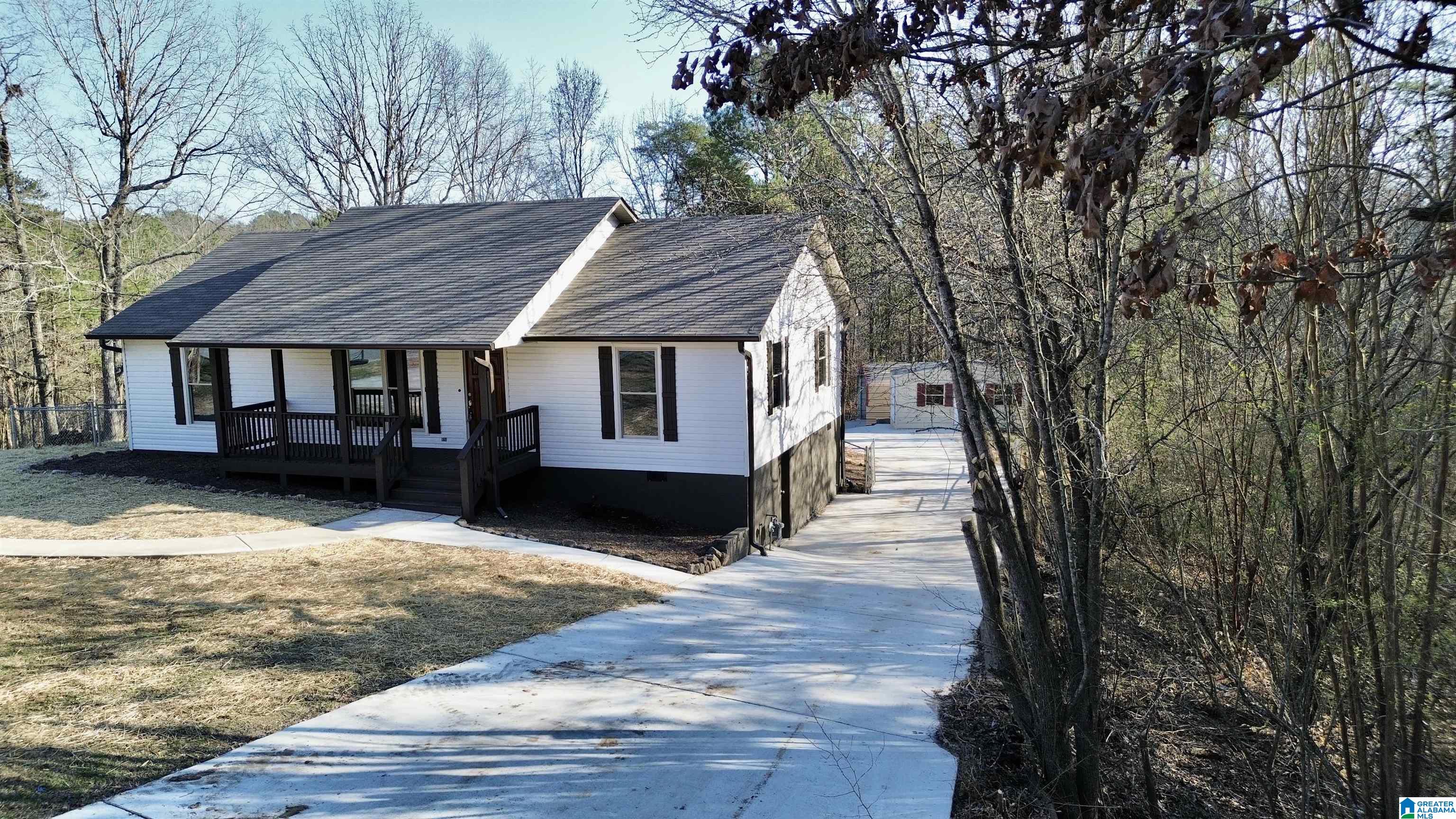 380 White Springs Road Warrior, AL 35180 - Photo 4 of 53