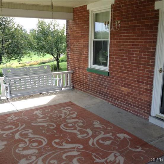 925 Jacktown Road Bangor, PA 18013 - Photo 4 of 37 Gallery Image 4