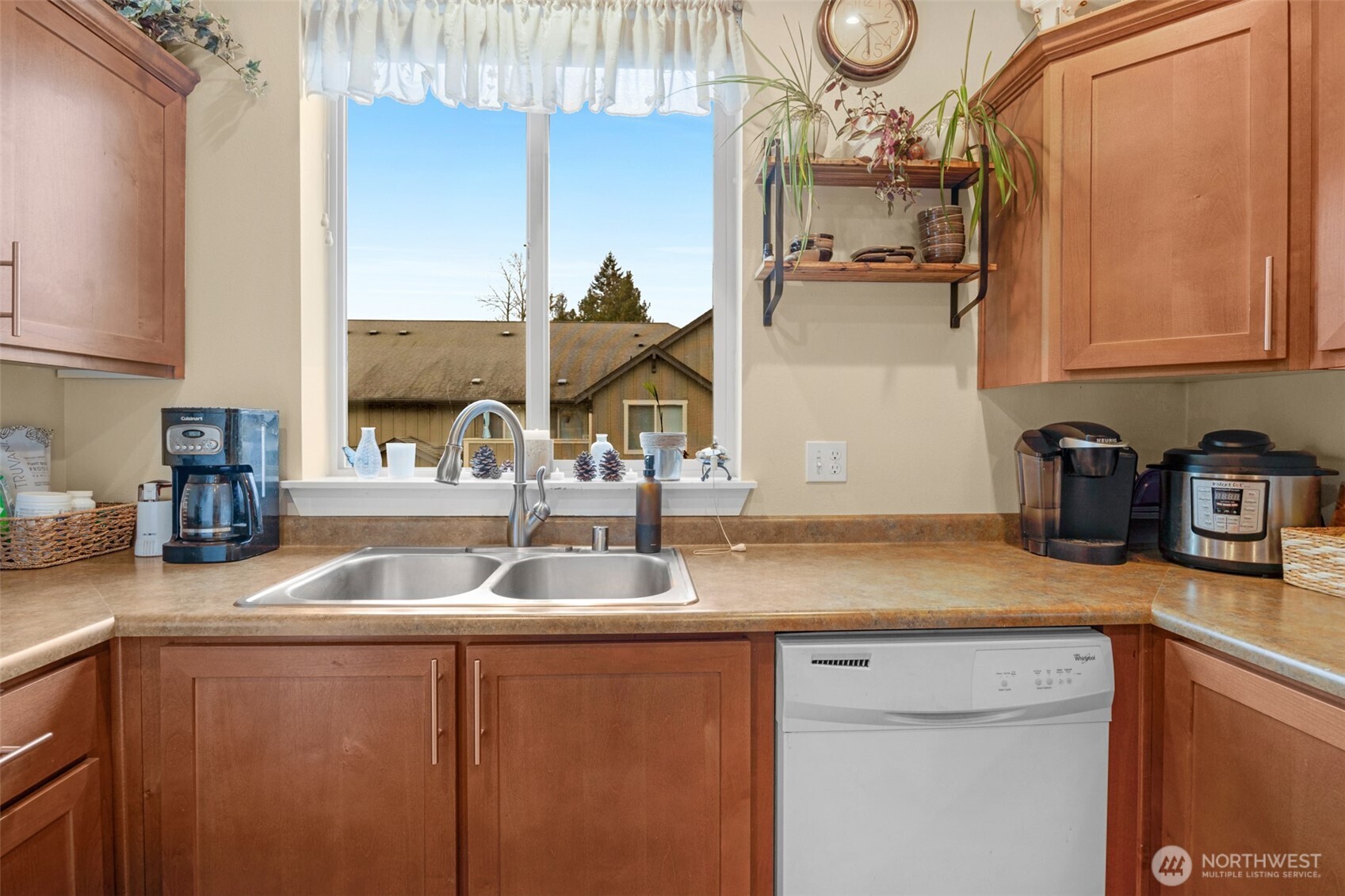 1900 Weaver Road, Unit G105 Snohomish, WA 98290 - Photo 9 of 24