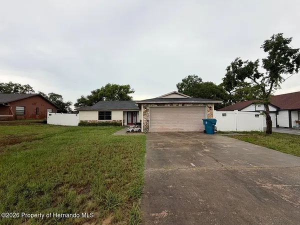 $259,500 | 5485 Roble Avenue, Spring Hill, FL 34608