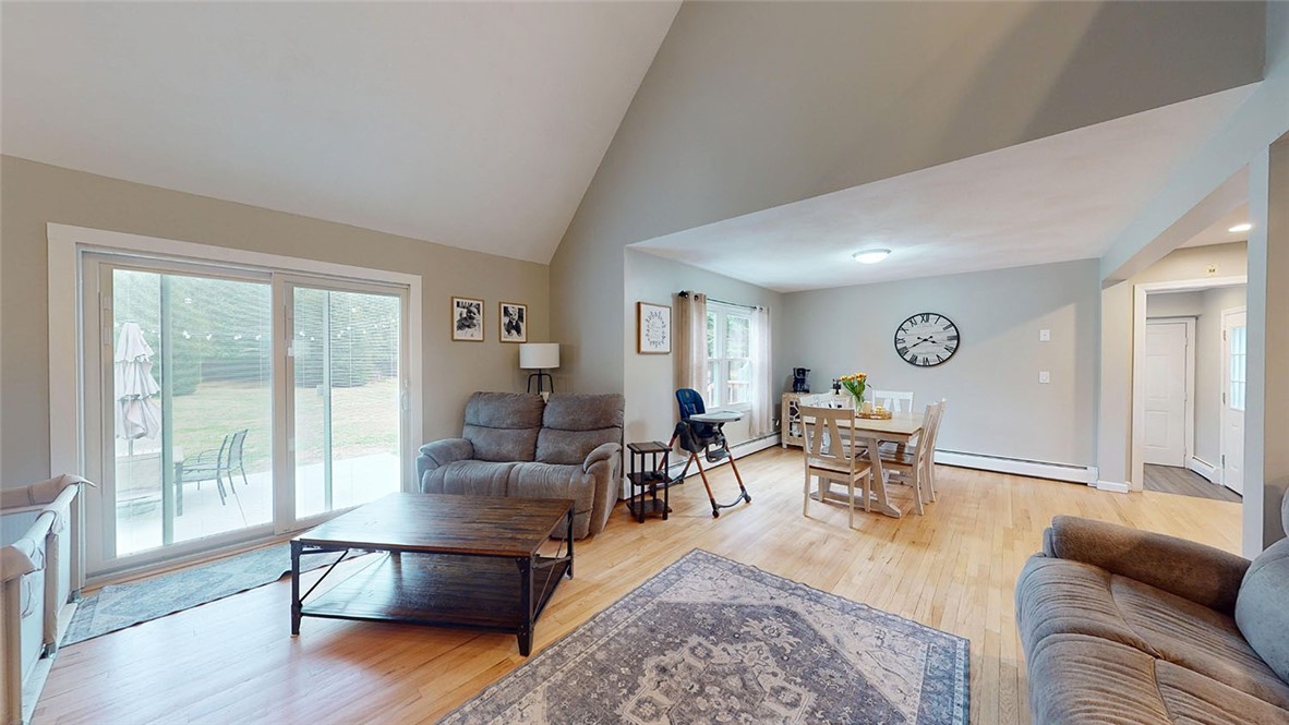 17 Keith Drive Hopkinton, RI 02832 - Photo 6 of 40