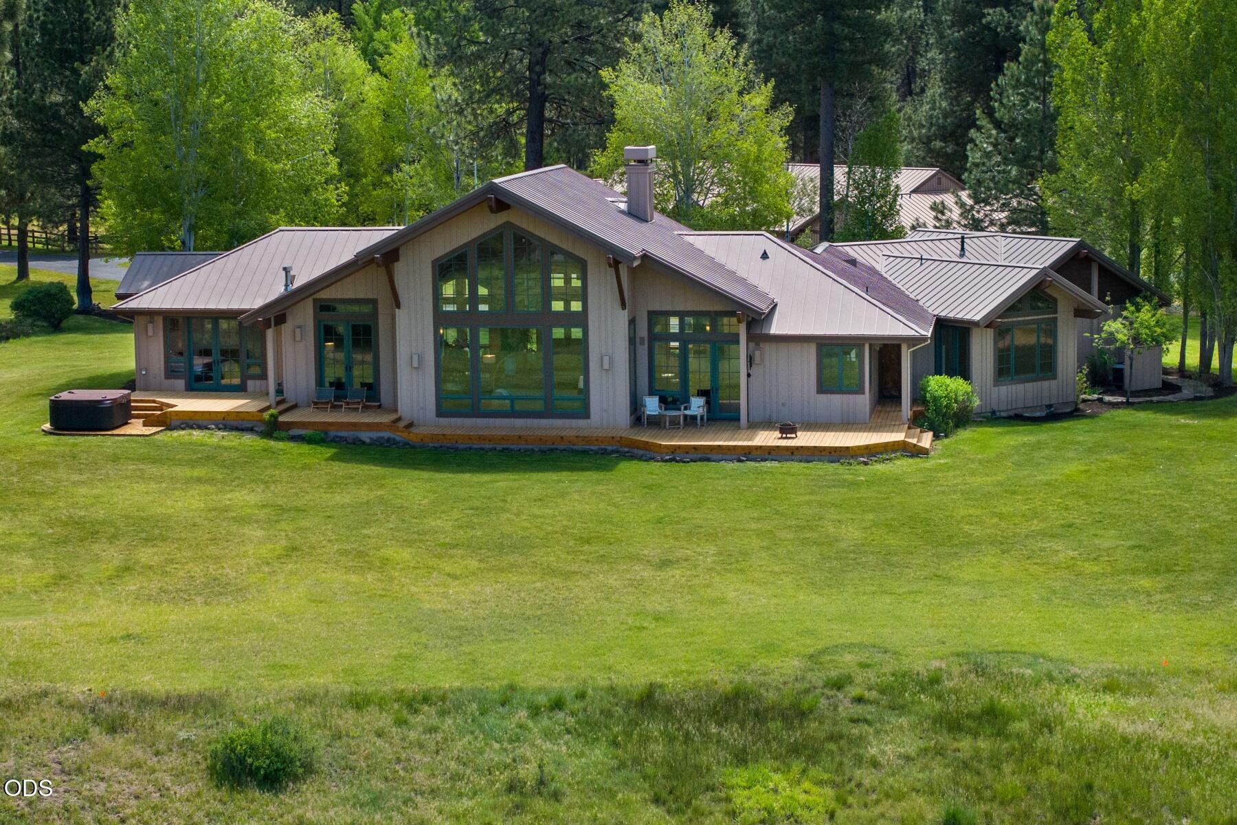 55383 Huntington Road Bend, OR 97707 - Photo 23 of 47