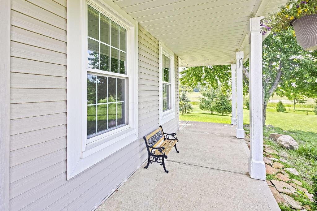 1050 Eckard Road Centerburg, OH 43011 - Photo 4 of 49