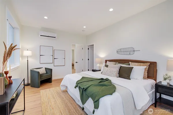 $2,259,000 | 7008 Linden Avenue North, Seattle, WA 98103
