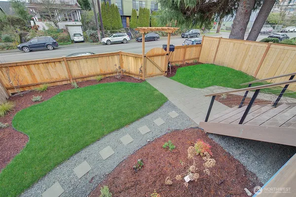 $2,259,000 | 7008 Linden Avenue North, Seattle, WA 98103