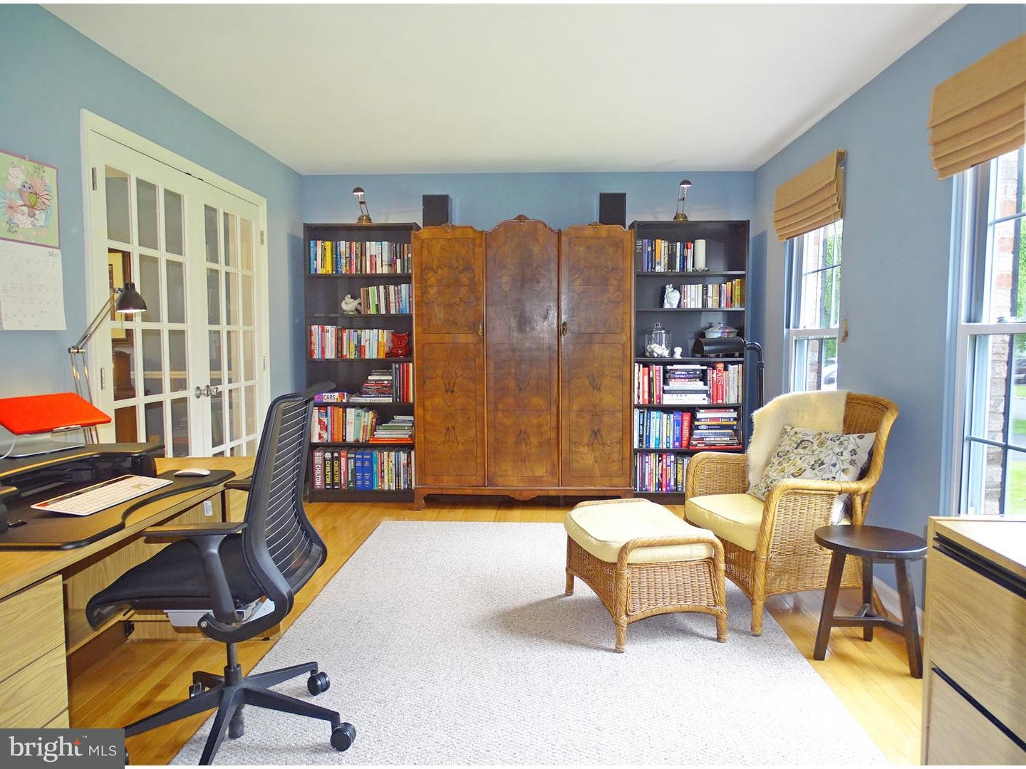 85 Basil Road Langhorne, PA 19047 - Photo 11 of 24 Living Room