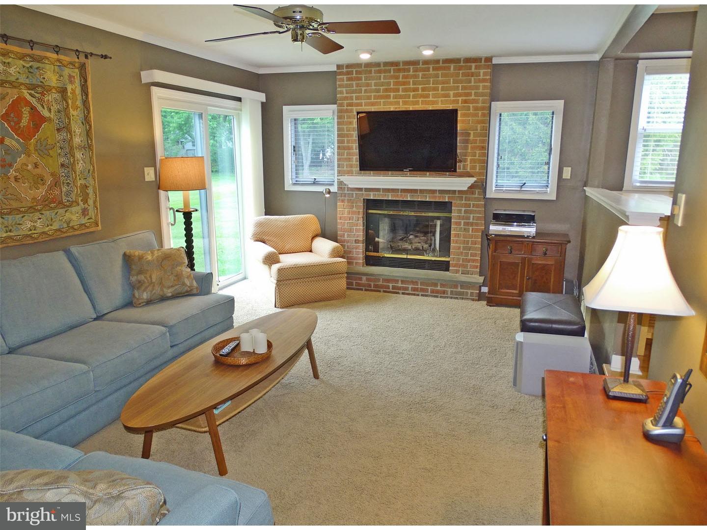 85 Basil Road Langhorne, PA 19047 - Photo 3 of 24 Family Room