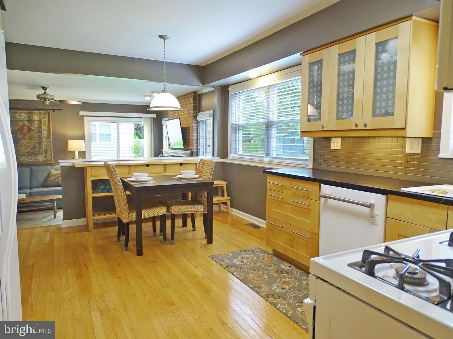 85 Basil Road Langhorne, PA 19047 - Photo 9 of 24 Kitchen