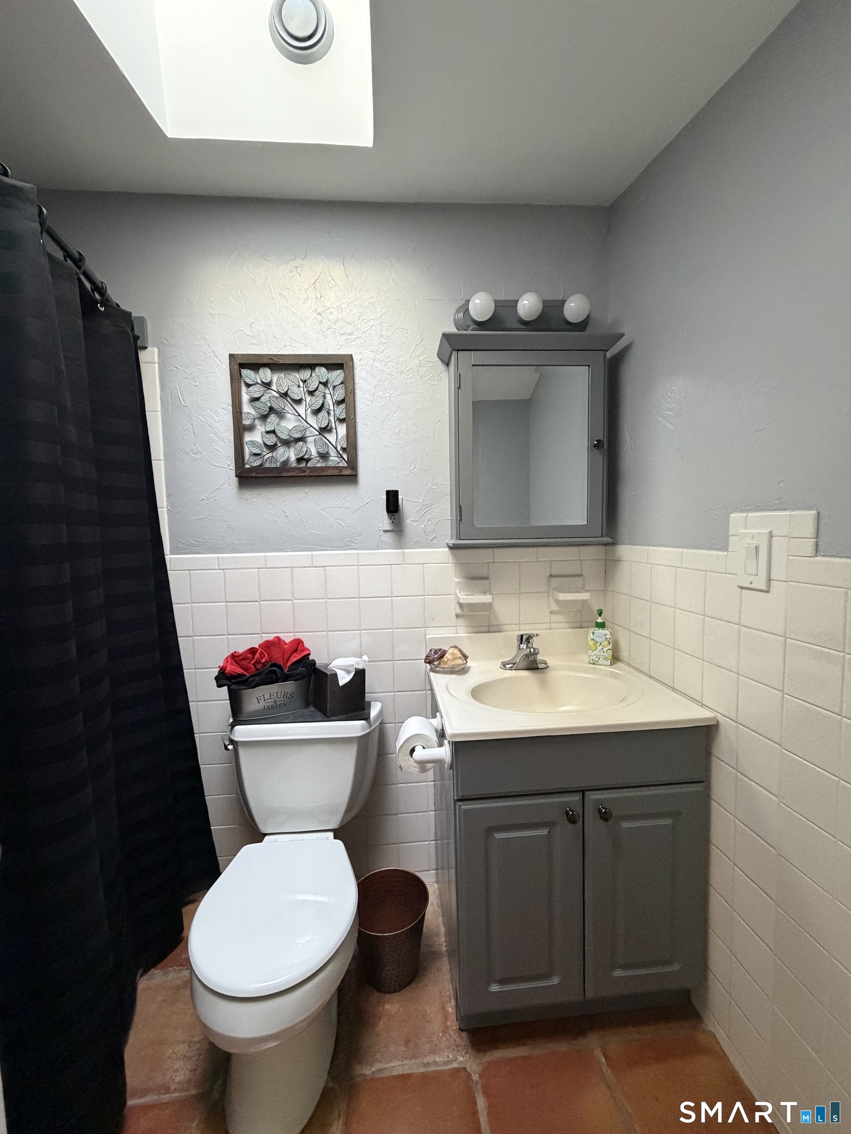 39 Cottage Street Monroe, CT 06468 - Photo 15 of 28