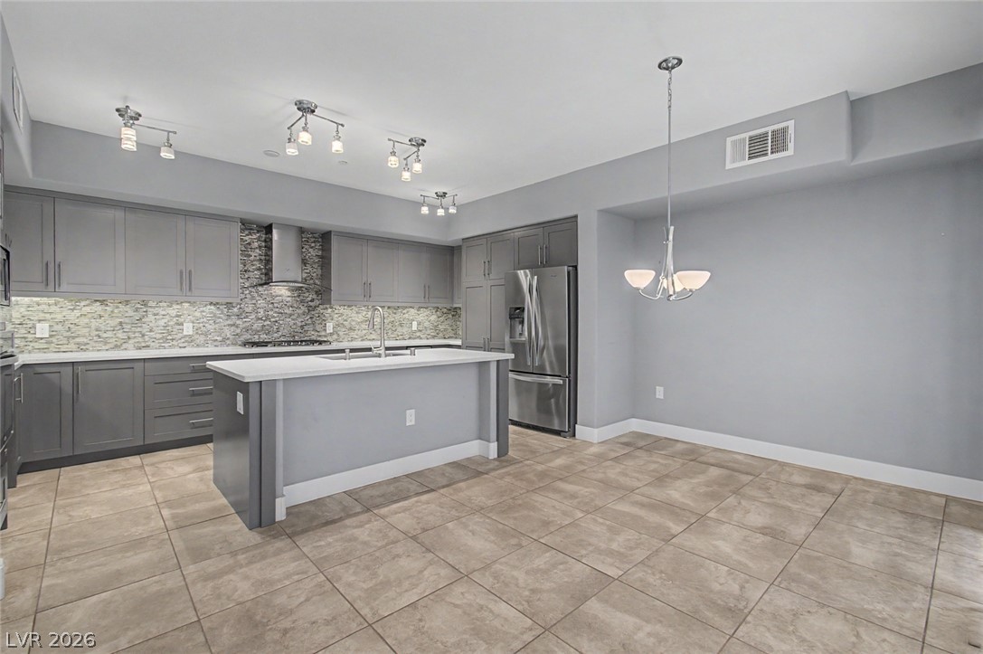 2555 Hampton Road, Unit 6308 Henderson, NV 89052 - Photo 7 of 30 Kitchen, features stainless steel appliances and an inviting island / breakfast bar