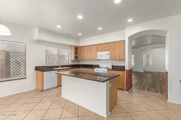 $2,495 | 17415 West Yavapai Street, Goodyear, AZ 85338