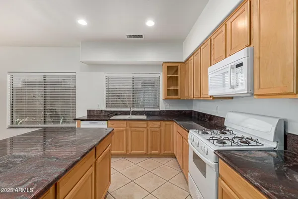 $2,495 | 17415 West Yavapai Street, Goodyear, AZ 85338