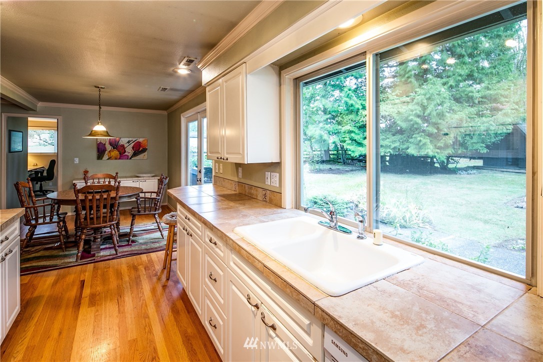 4744 Aldrich Road Bellingham, WA 98226 - Photo 3 of 24 Gallery Image 3