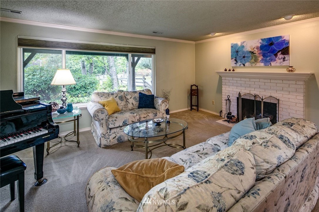 4744 Aldrich Road Bellingham, WA 98226 - Photo 4 of 24 Gallery Image 4