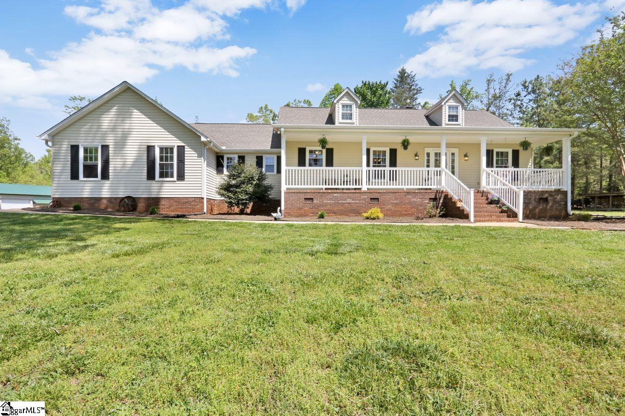 4682 Howe Road Landrum, SC 29356 - Photo 1 of 31