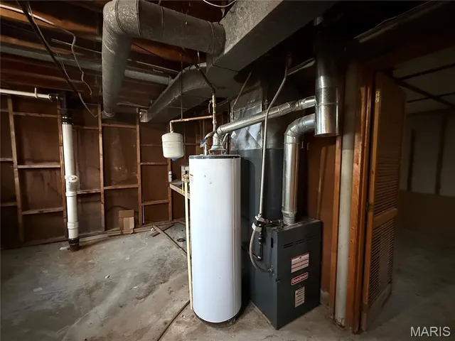 $99,500 | 8775 Darnell Place, Jennings, MO 63136