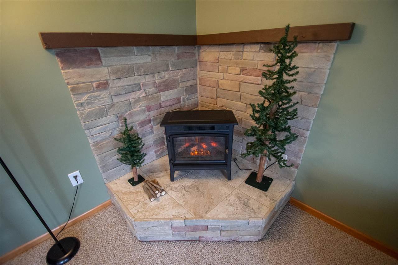 3301 North Fraser Road Pinconning, MI 48650 - Photo 5 of 41