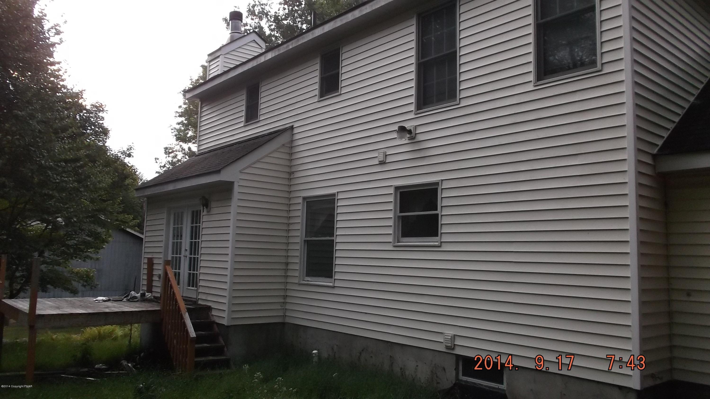 1538 Bensley Road Bushkill, PA 18324 - Photo 2 of 26 DSCF6011