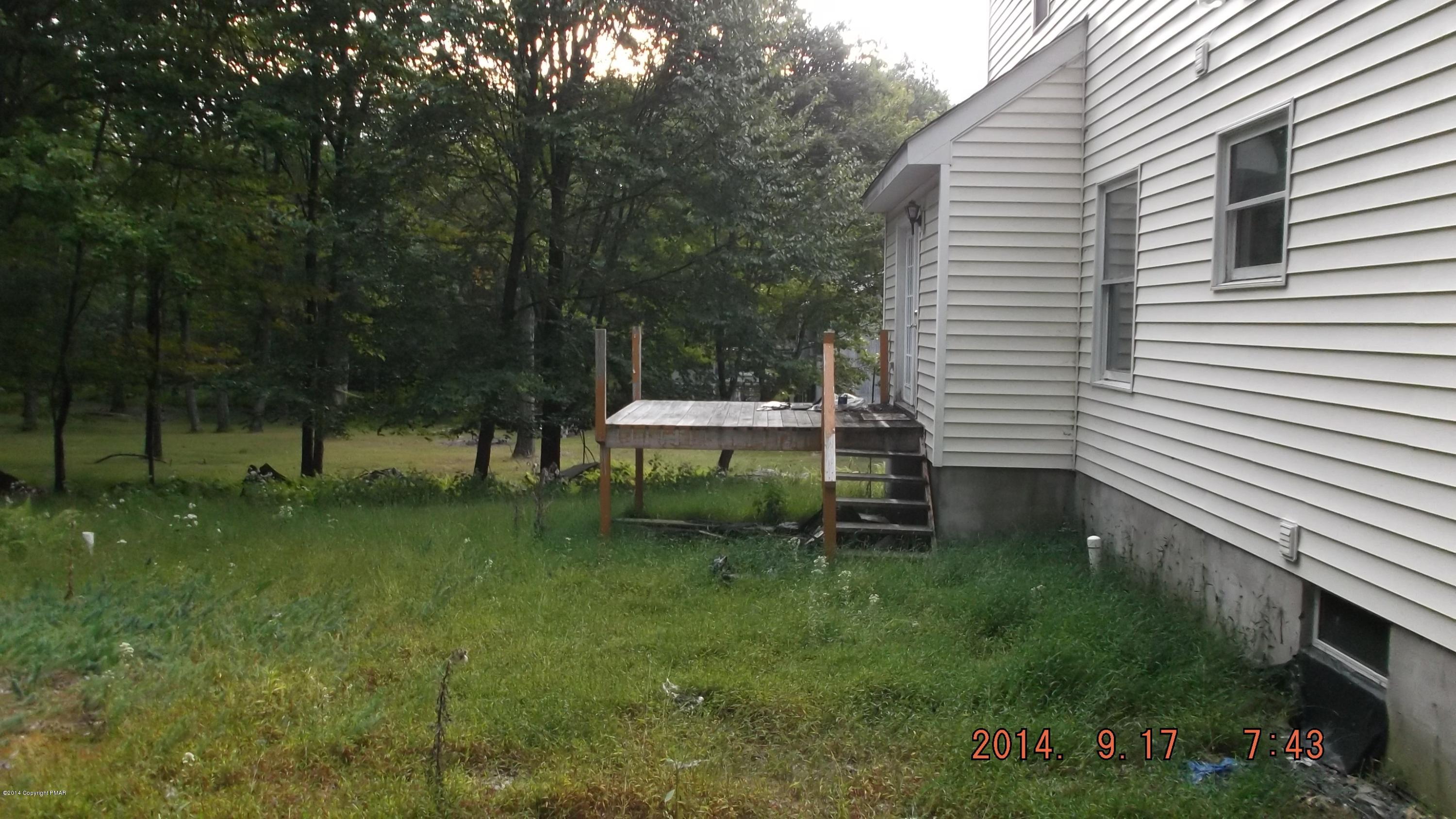 1538 Bensley Road Bushkill, PA 18324 - Photo 4 of 26 DSCF6013