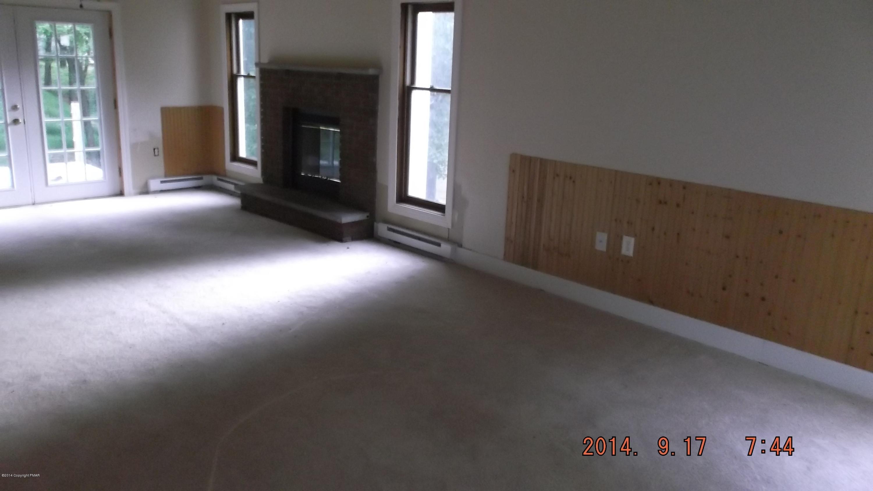 1538 Bensley Road Bushkill, PA 18324 - Photo 6 of 26 DSCF6015