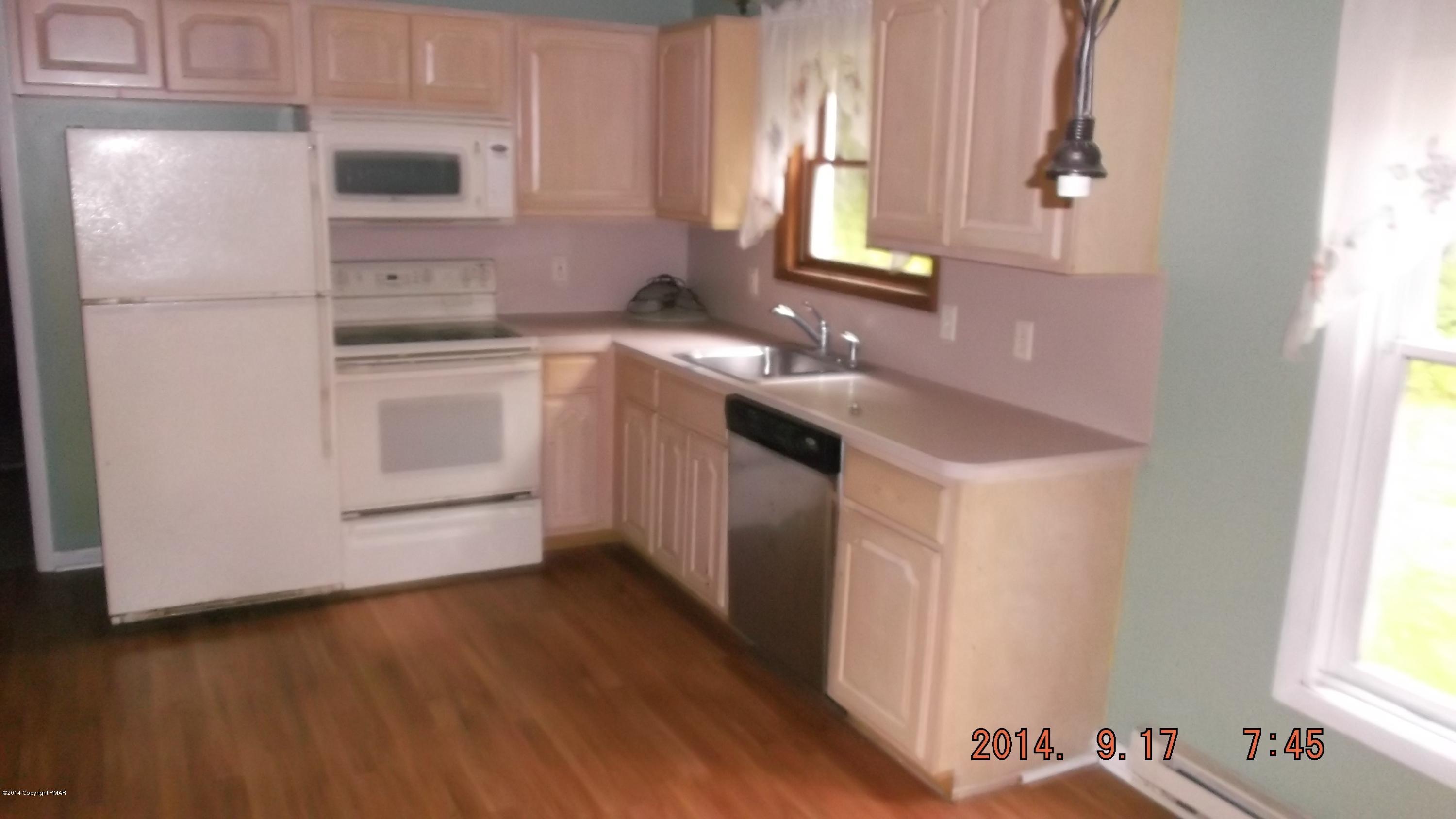 1538 Bensley Road Bushkill, PA 18324 - Photo 9 of 26 DSCF6018