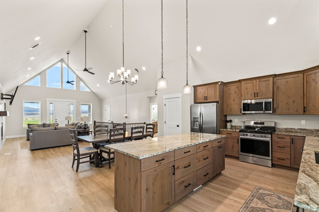 1036 West Chads Road Bicknell, UT 84715 - Photo 15 of 54
