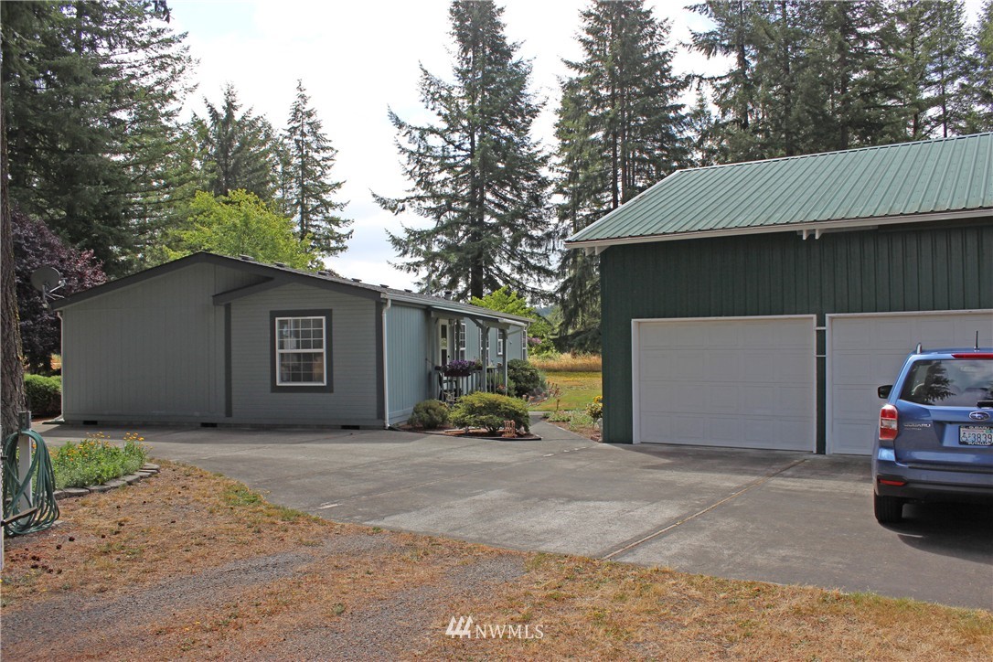 10215 School Land Road Southwest Rochester, WA 98579 - Photo 5 of 23