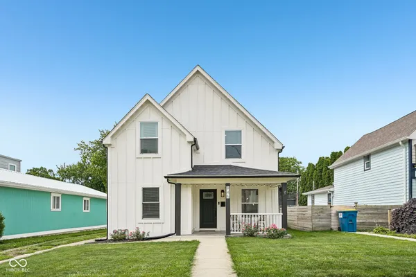 $359,900 | 945 East Minnesota Street, Indianapolis, IN 46203