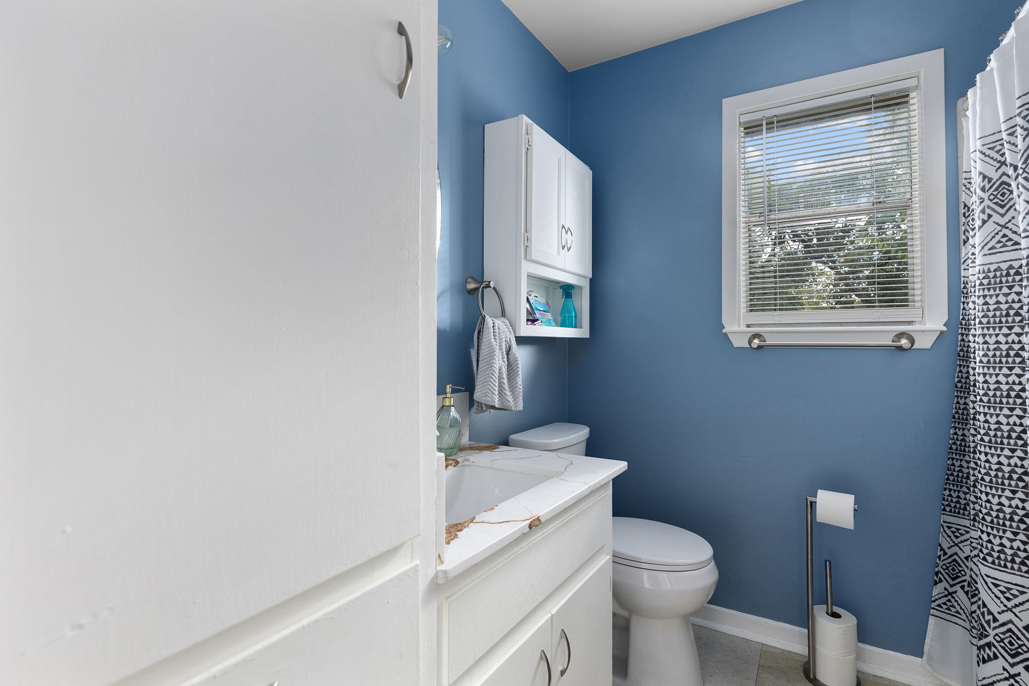 7001 Cooper Lane Austin, TX 78745 - Photo 12 of 32