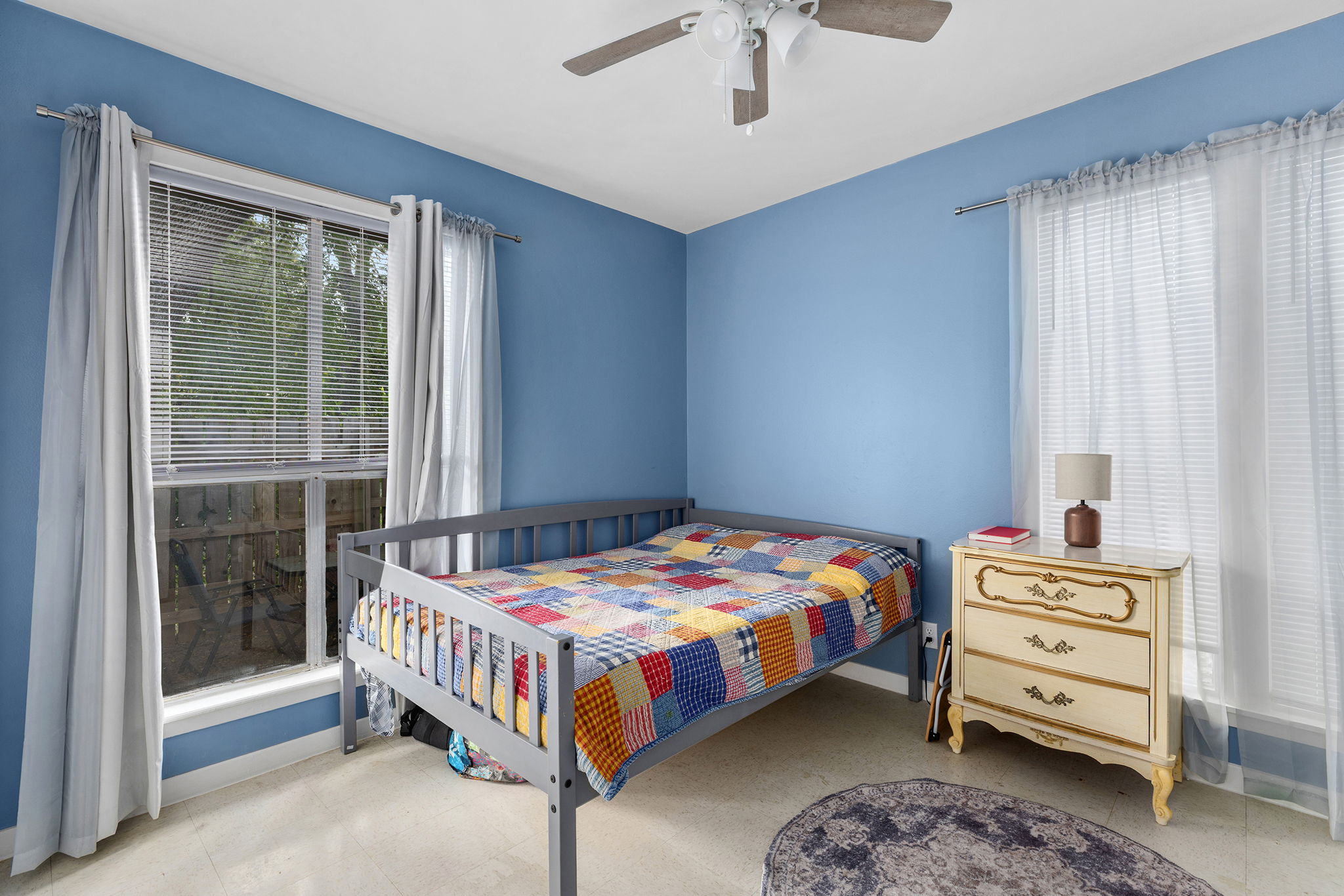 7001 Cooper Lane Austin, TX 78745 - Photo 13 of 32