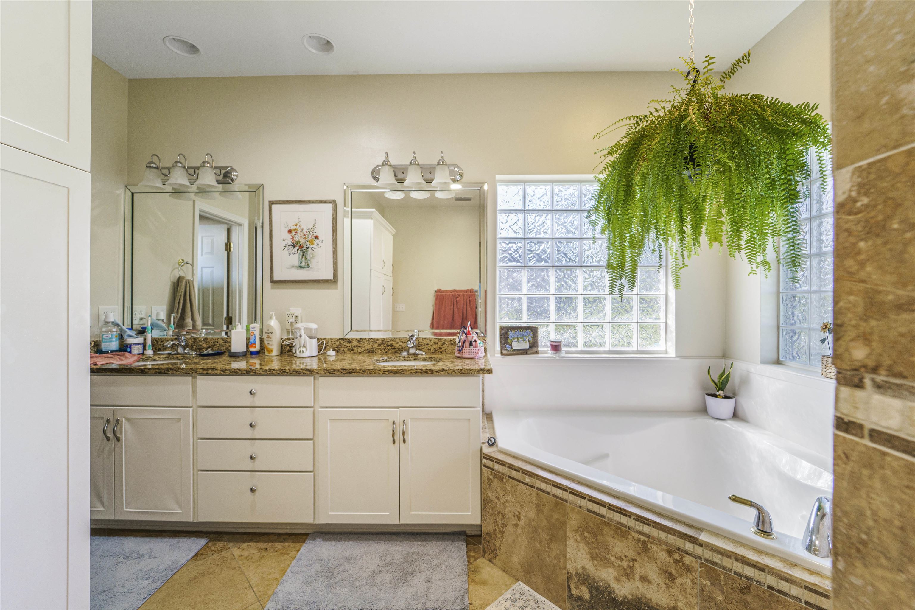 9505 Lakeview Drive Foley, AL 36535 - Photo 20 of 38 Bathroom