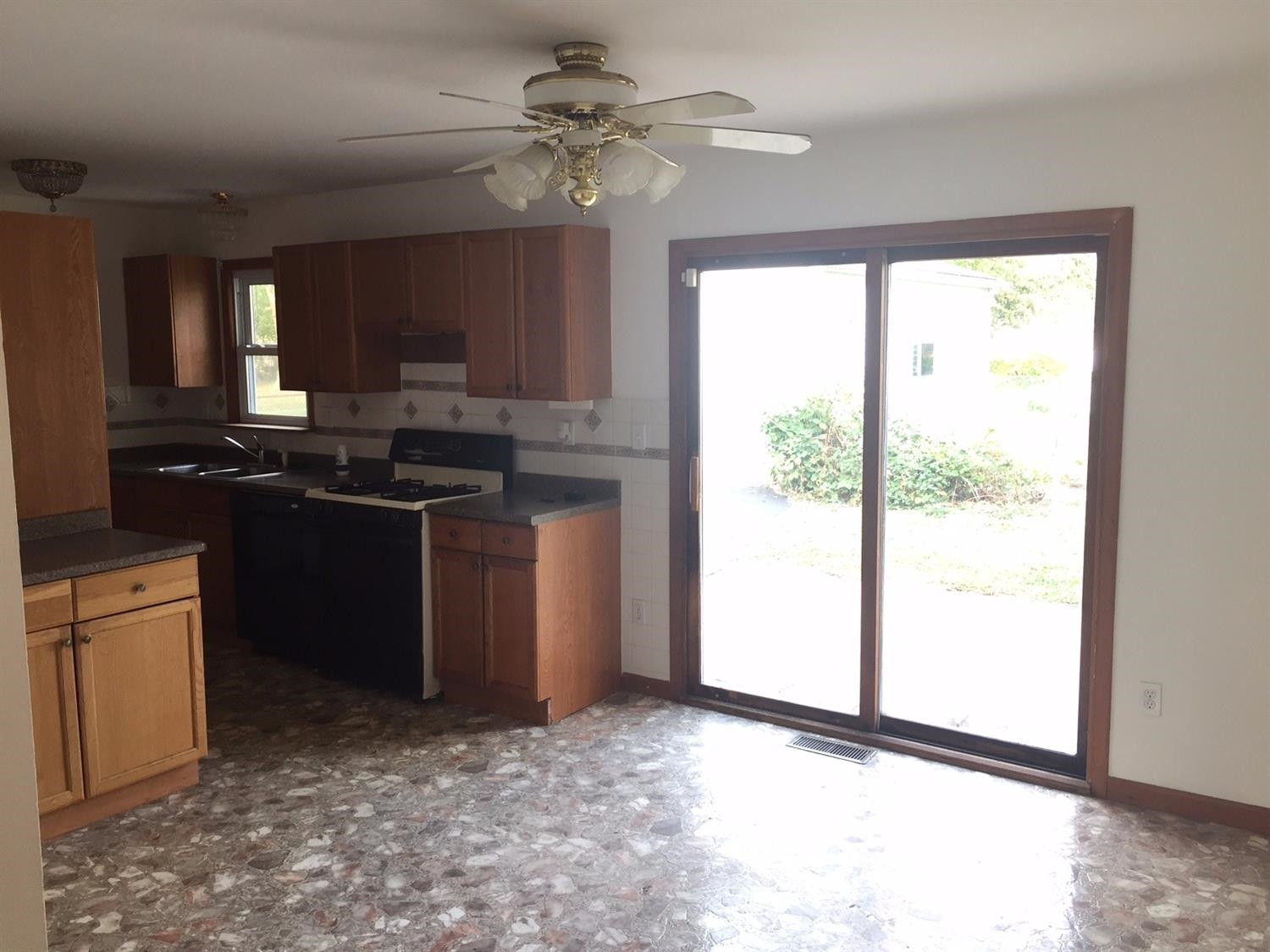 721-1 Baltimore Road Valparaiso, IN 46385 - Photo 5 of 10 1500x1125