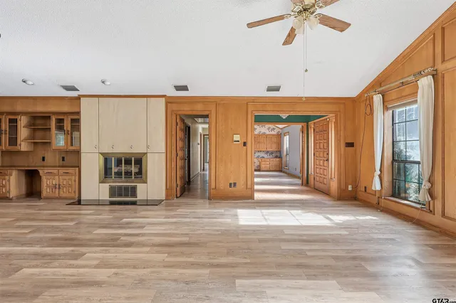 a view of a entryway door of the house
