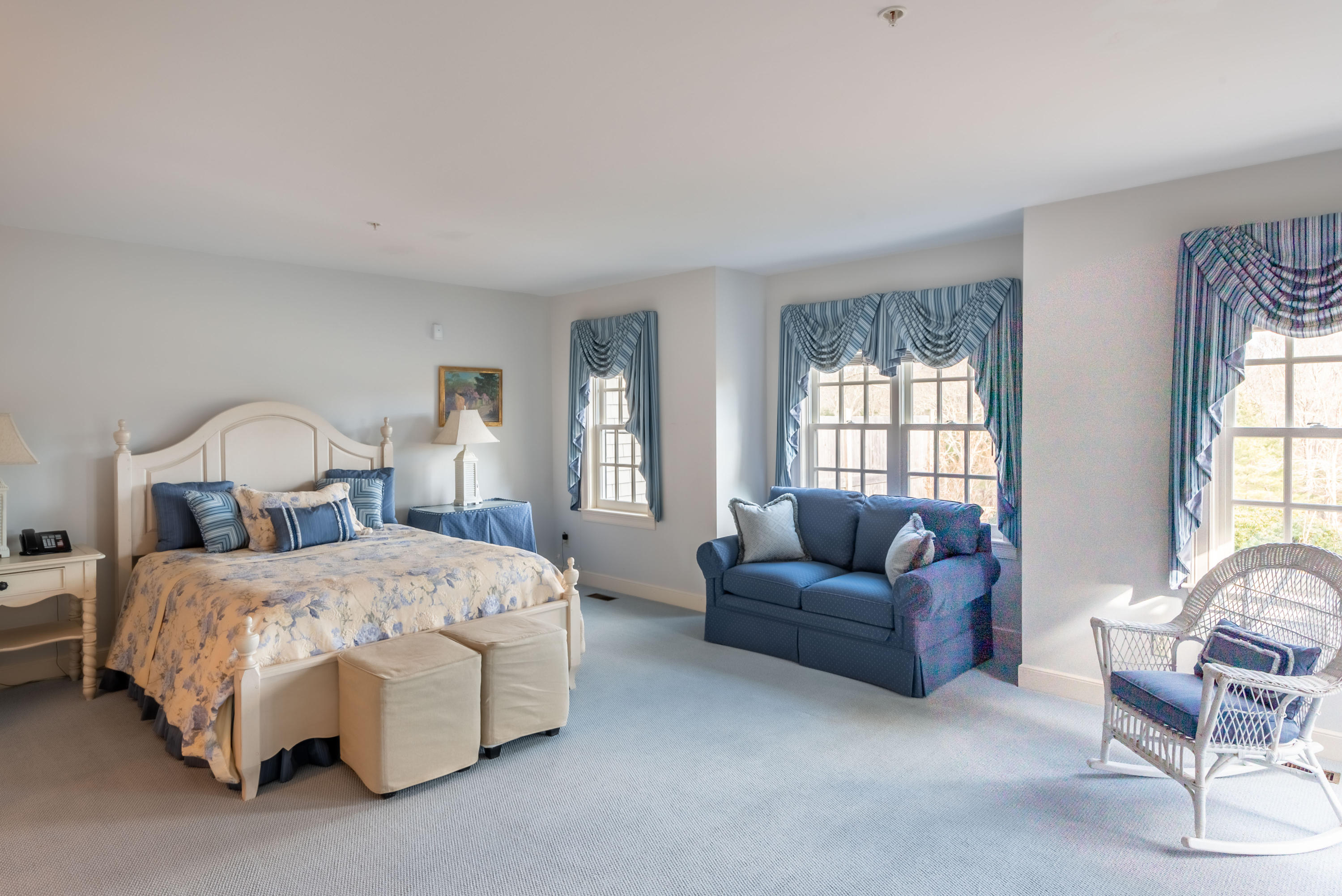 211 Dun Robin Road Mashpee, MA 02649 - Photo 9 of 14 211 Dunrobin Low Res-6