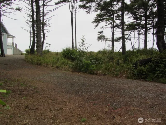 $175,000 | 29 Golden Lane, Pacific Beach, WA 98571