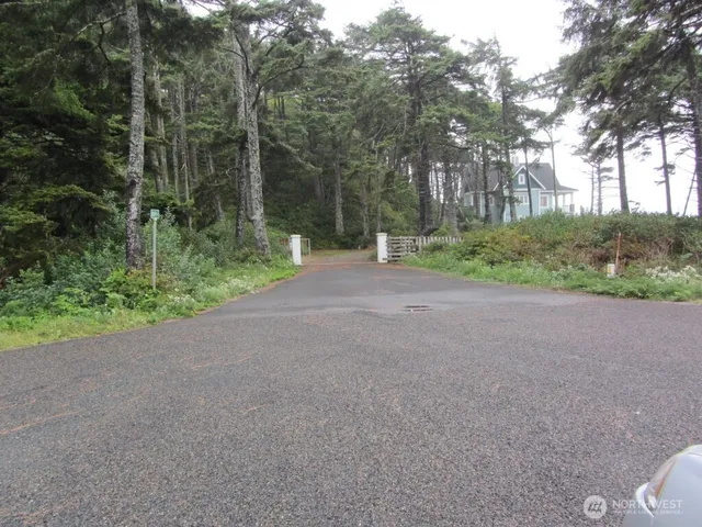 $175,000 | 29 Golden Lane, Pacific Beach, WA 98571