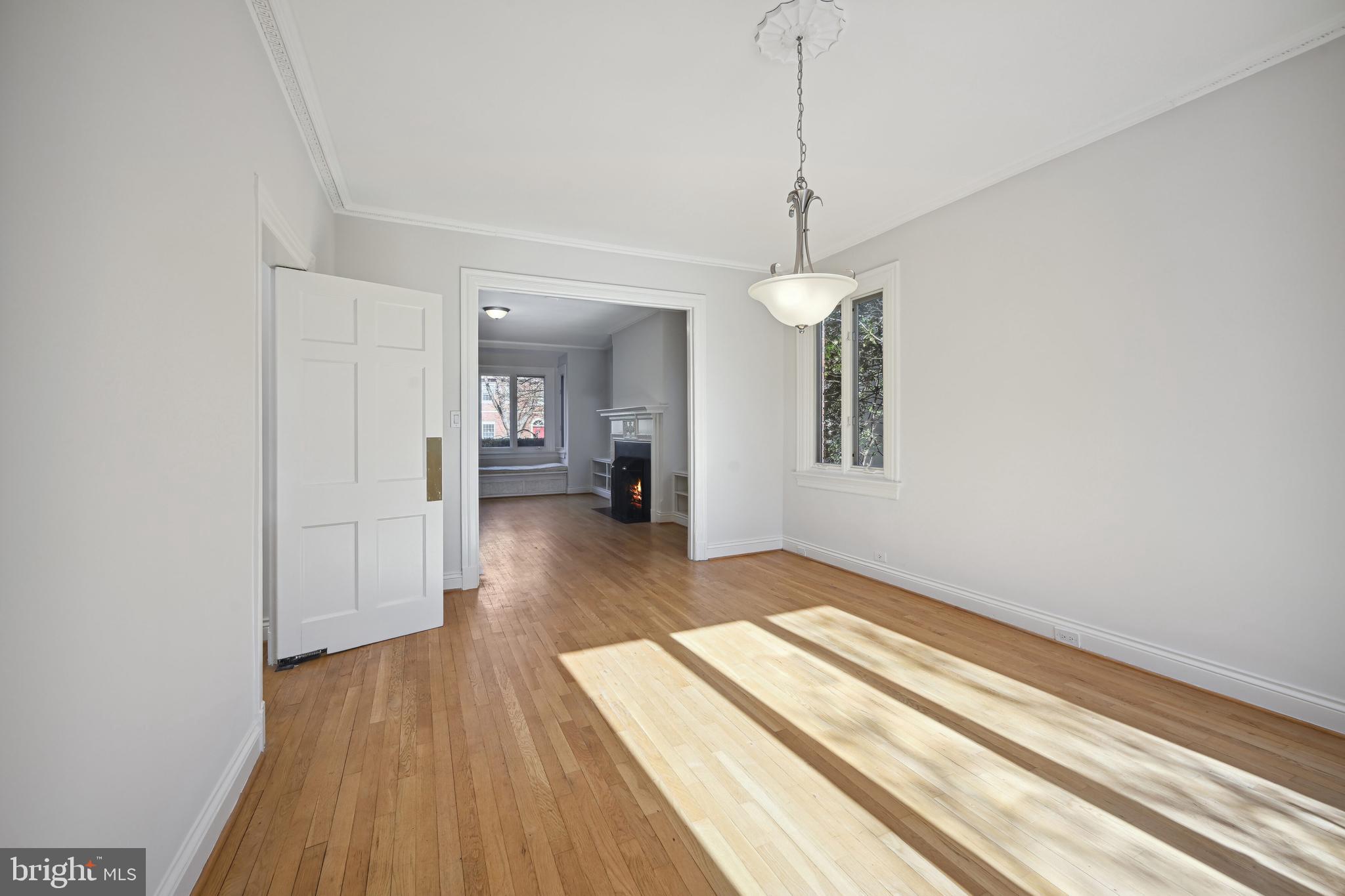 3216 Klingle Road Northwest Washington, DC 20008 - Photo 7 of 31 Dining Room