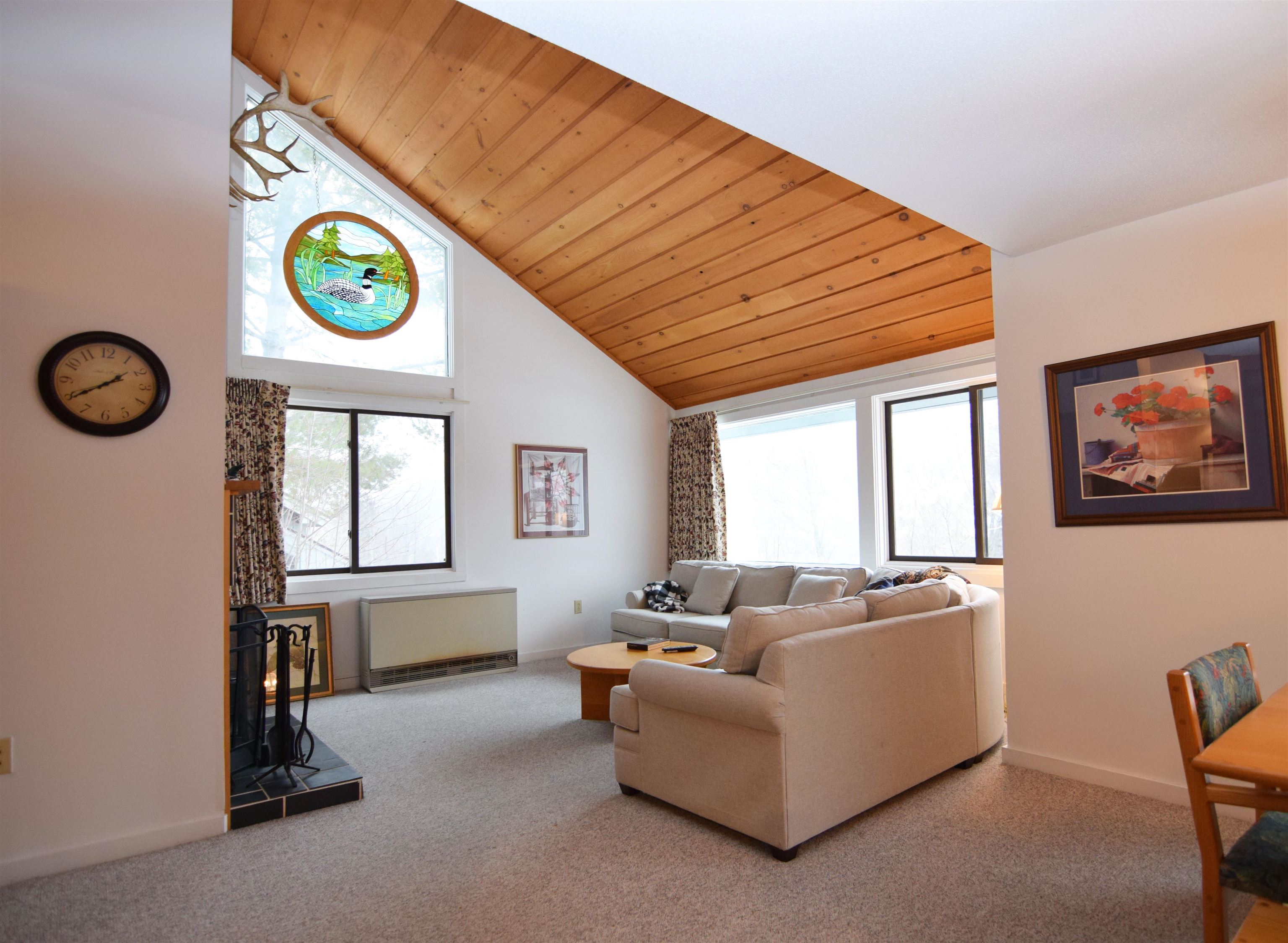 15 Birch Road, Unit 1 Lincoln, NH 03251 - Photo 4 of 39