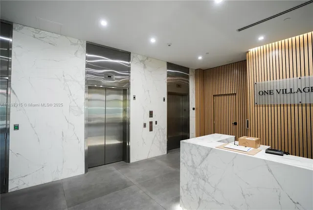 $615,000 | 4100 Salzedo Street, Unit 916, Coral Gables, FL 33146