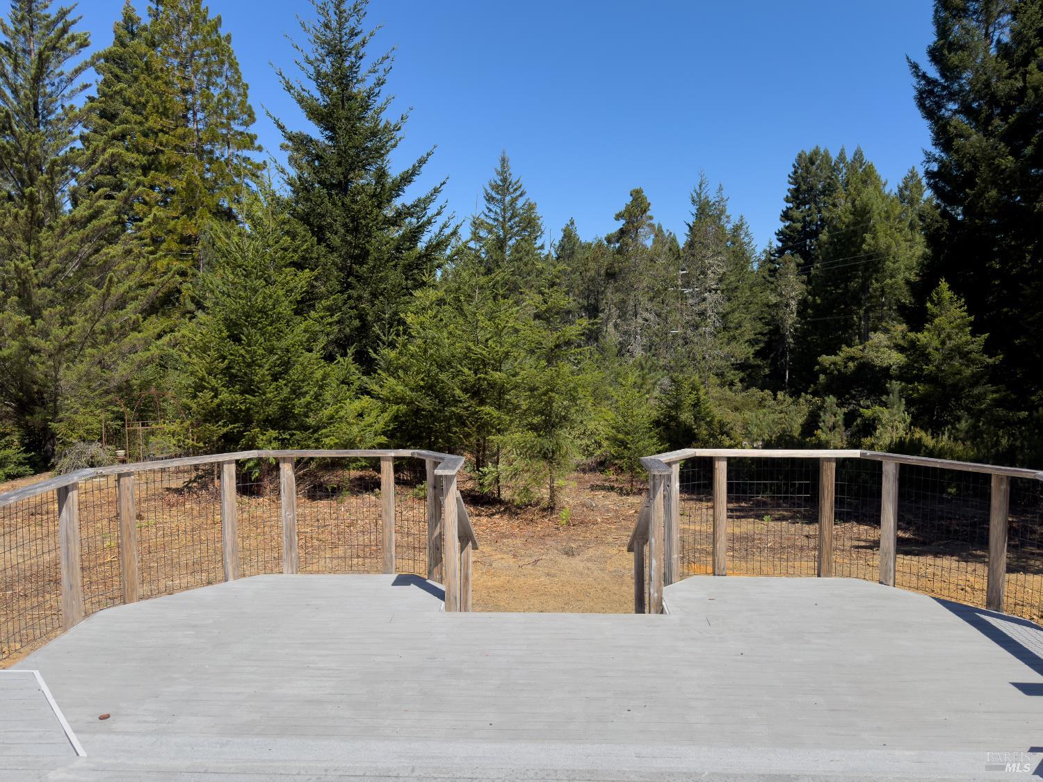 33416 Iversen Road Gualala, CA 95445 - Photo 13 of 50 Gallery Image 13