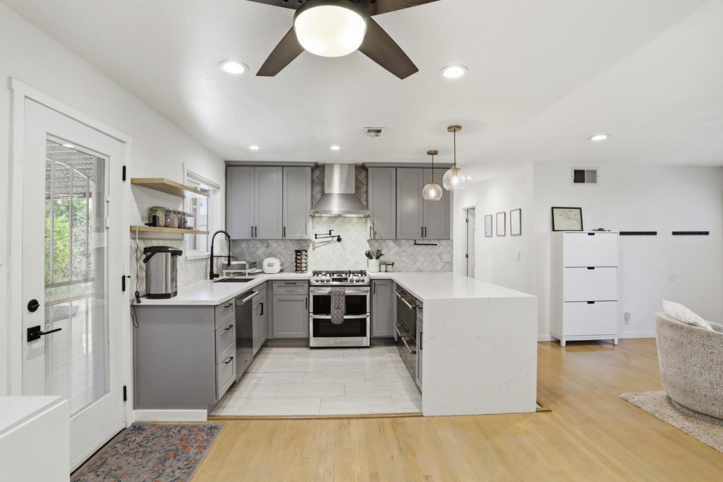 5083 Roeder Road San Jose, CA 95111 - Photo 17 of 39