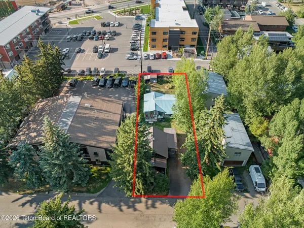 $1,300,000 | 235-237 Aspen Drive, Jackson, WY 83001