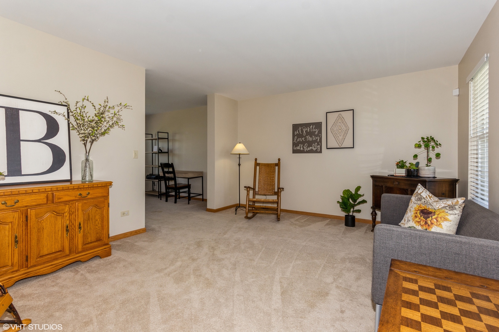 1918 Spring Ridge Drive Plainfield, IL 60586 - Photo 2 of 29