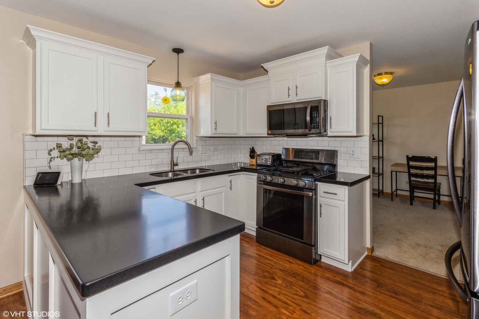 1918 Spring Ridge Drive Plainfield, IL 60586 - Photo 4 of 29