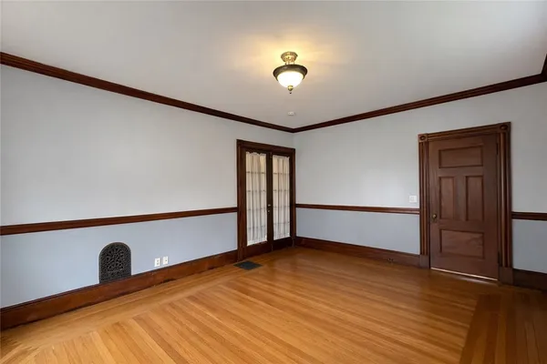 $2,000 | 739 Rock Street, Unit 1, Fall River, MA 02720