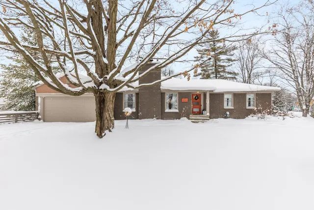 $589,900 | 1407 Edgewood Avenue Southeast, Grand Rapids, MI 49506